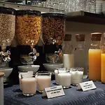 Dancenter Jomfru Ane Hotell 4*