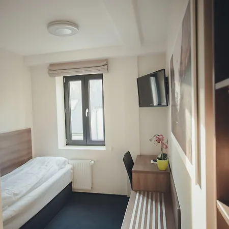 Hotel Dancenter Jomfru Ane 3*