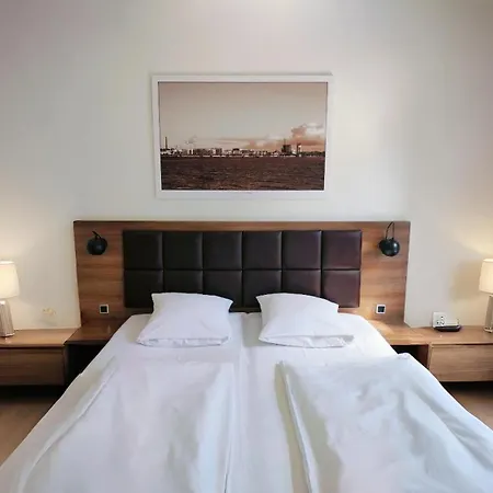 Hotell Dancenter Jomfru Ane 4*