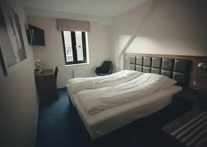 Dancenter Jomfru Ane Hotel