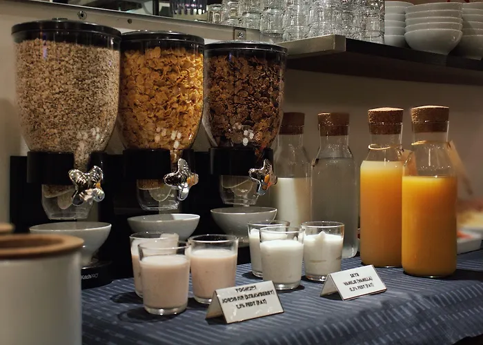 Dancenter Jomfru Ane Hotel 4*