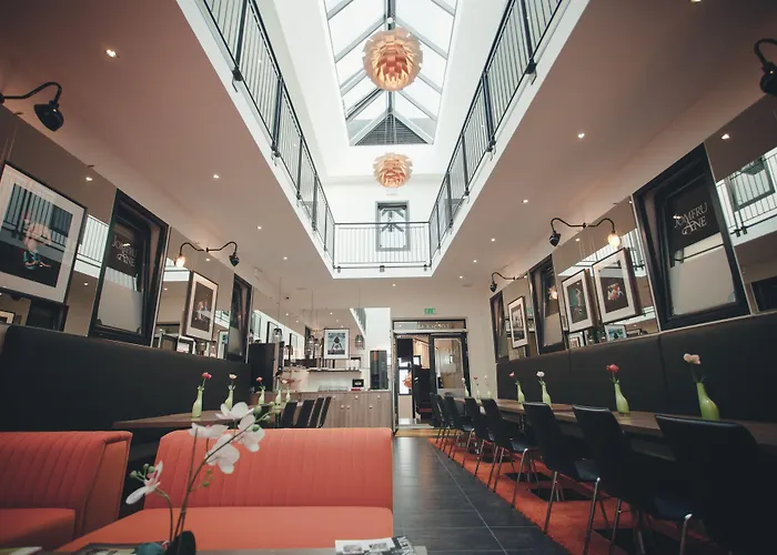 Dancenter Jomfru Ane 4*