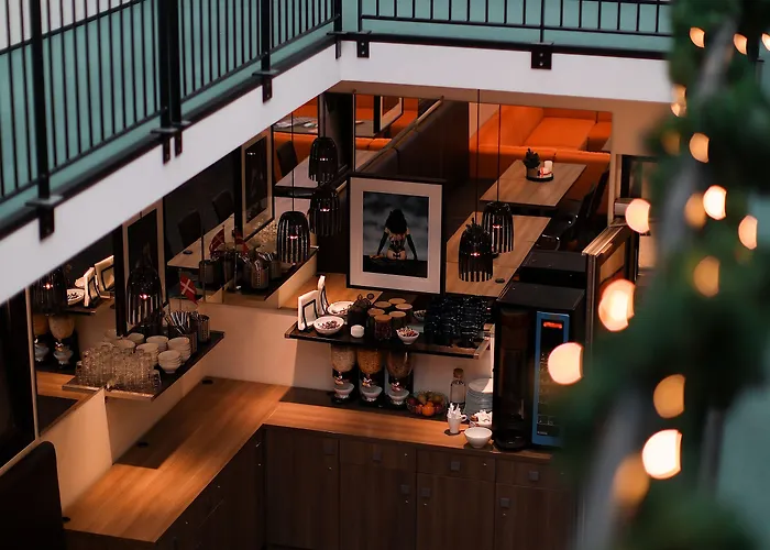 Dancenter Jomfru Ane Hotel 4*